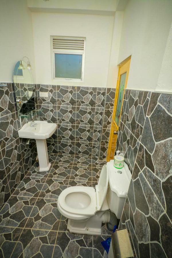 Проживание в семье Waterfall View *